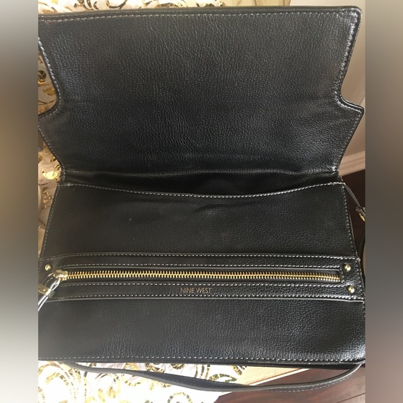 Shoulder Purse - Picture 4 of 6